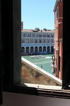 Lion Morosini Palace Venedig 0*,  Italien